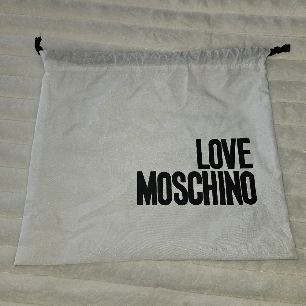 NWOT Love Moschino Floral LOVE Embroidered Crossbody Bag Cream Gold Chain - Picture 12 of 16